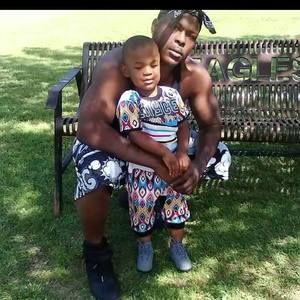 Meet your Posher, Derrick